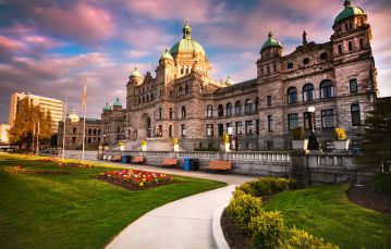 BC parliament buildings and front gardens